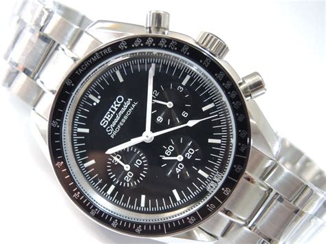 omega speedmaster moonwatch homage